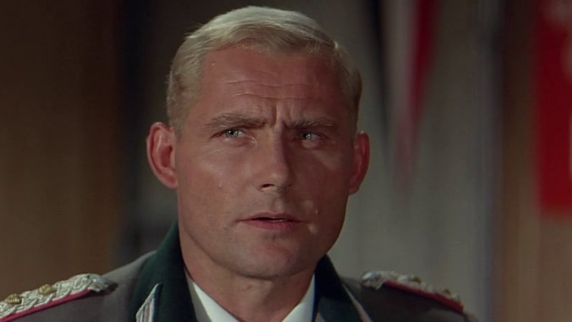 Možda bi sve bilo drugačije da je imao veći brod: na današnji dan napustio nas je Robert Shaw, neponovljivi Quint